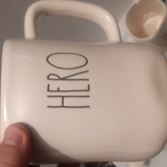 Rae Dunn Collection - Picture 7 of 8